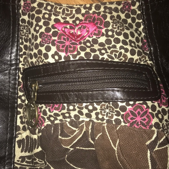 leather handled Roxy purse - Picture 2 of 3